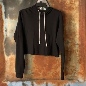 Basic cropped black hoodie